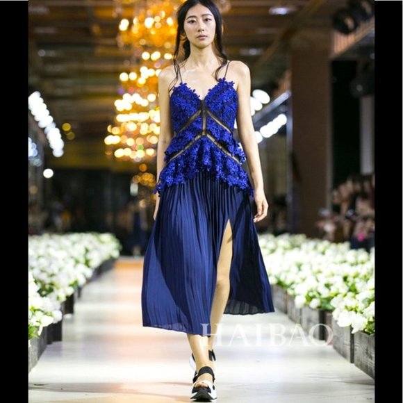 Sexy Blue Lace Bodice Side Split Midi Dress
